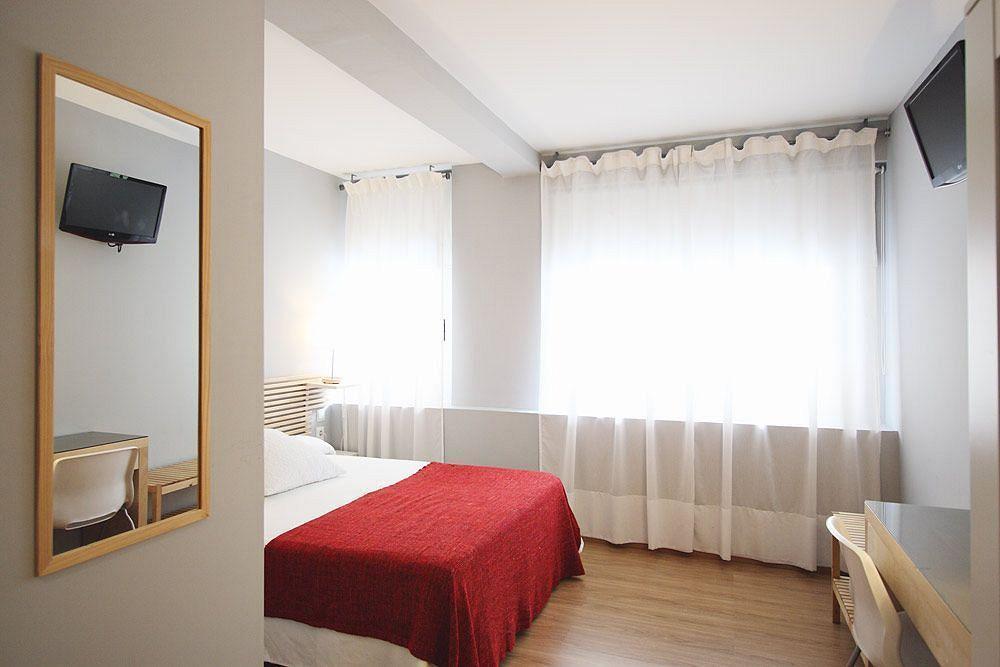 Dormavalencia Hostel Bagian luar foto